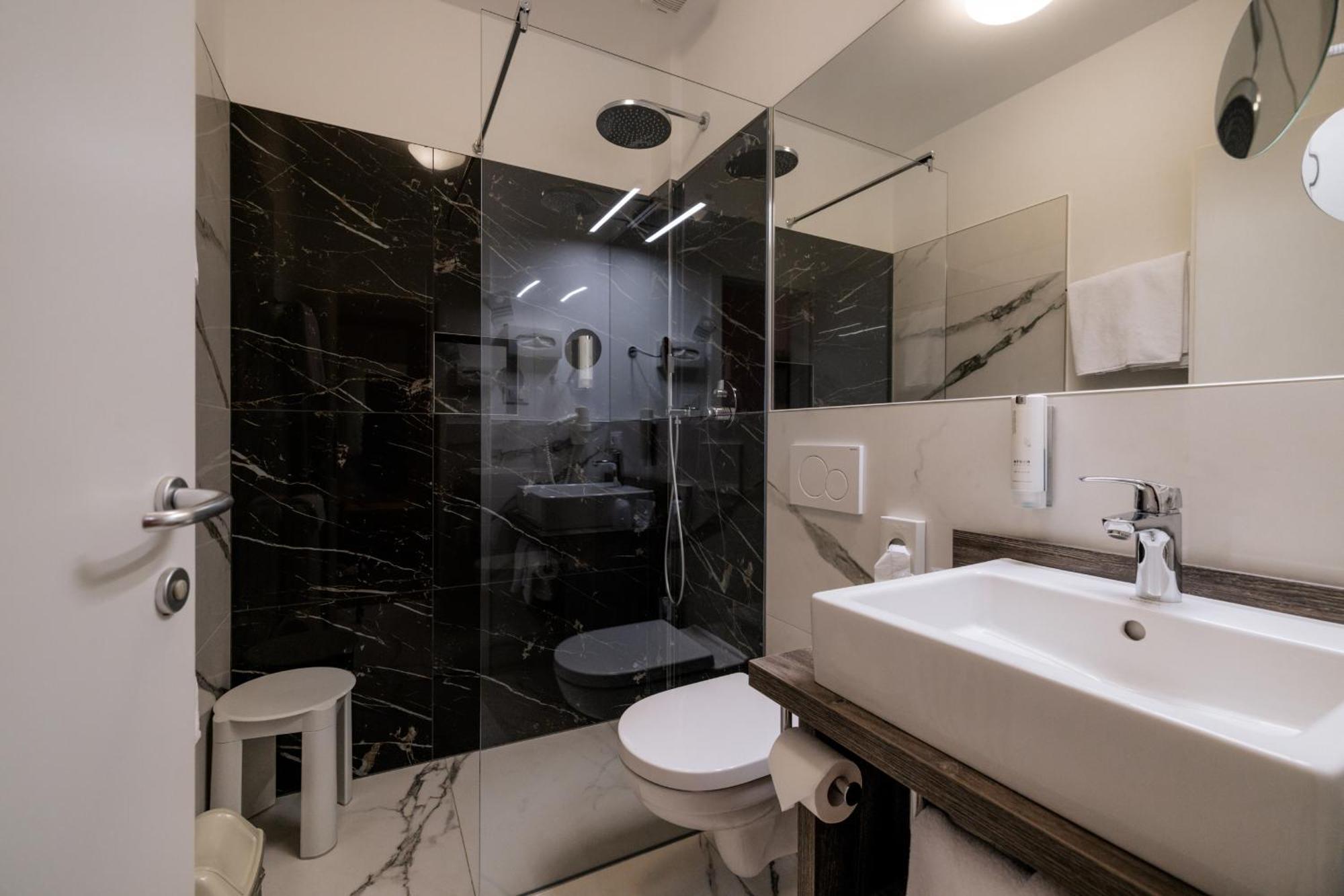 Hotel Kolping ميرانو المظهر الخارجي الصورة