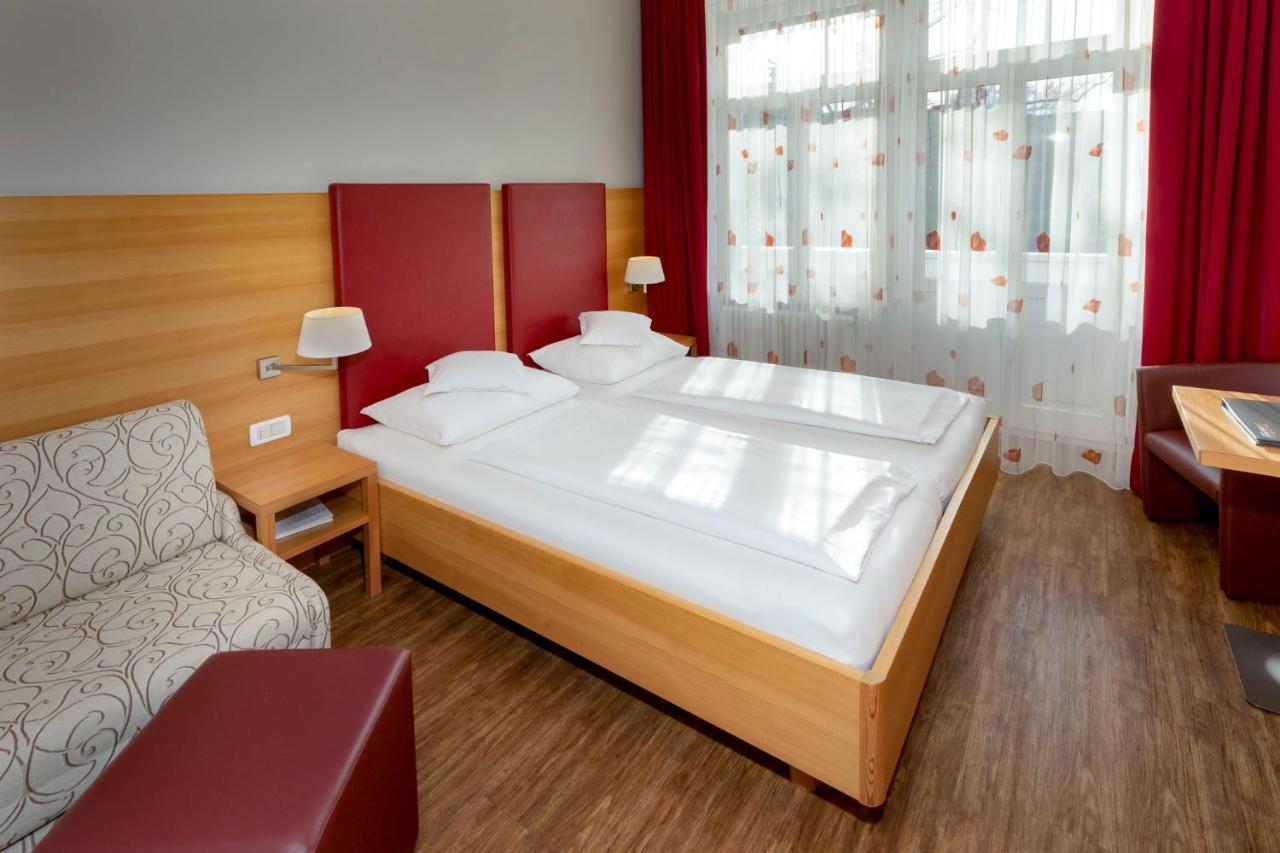 Hotel Kolping ميرانو المظهر الخارجي الصورة